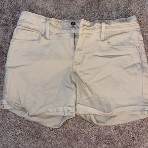Levi shorts